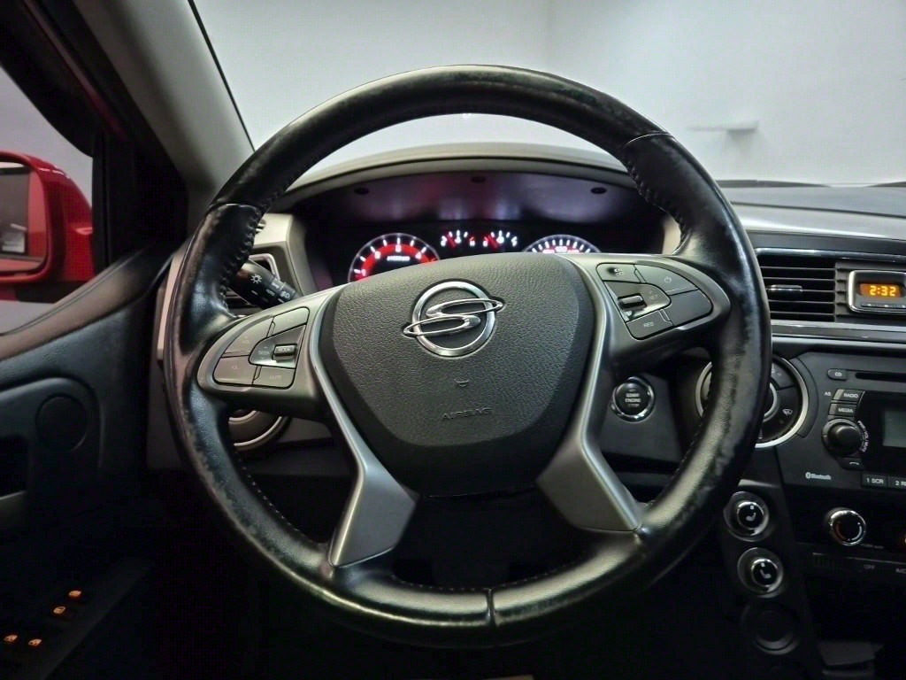 Ssangyong Korando - Vista 9