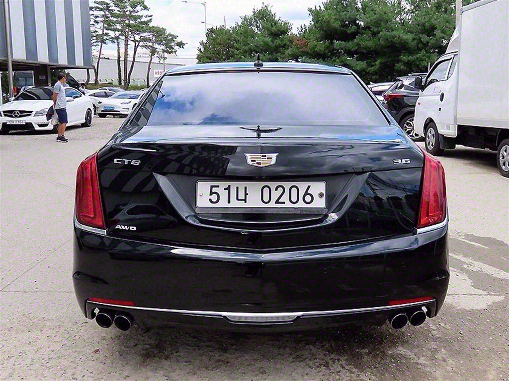 Cadillac CT6 - Vista 4