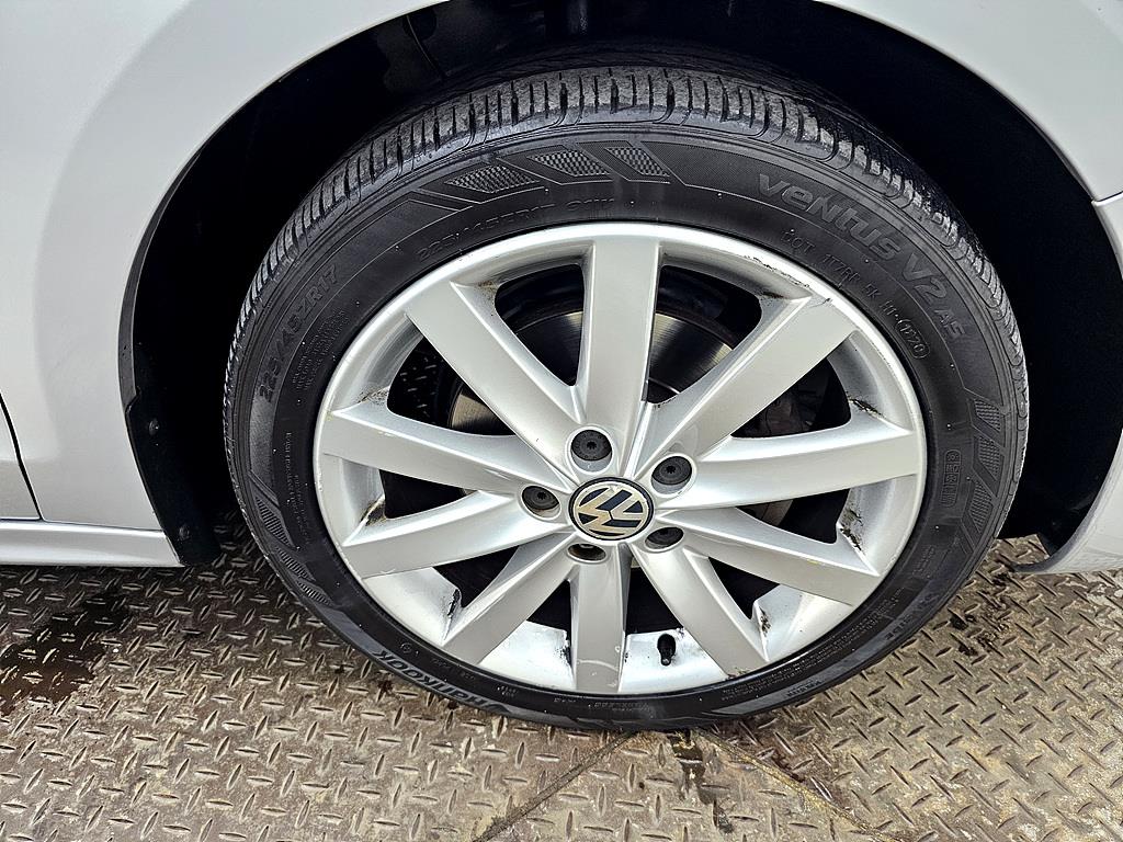 Volkswagen Jetta 2013 Plateado - Importación desde Corea - HF Imports Iquique - Foto 20