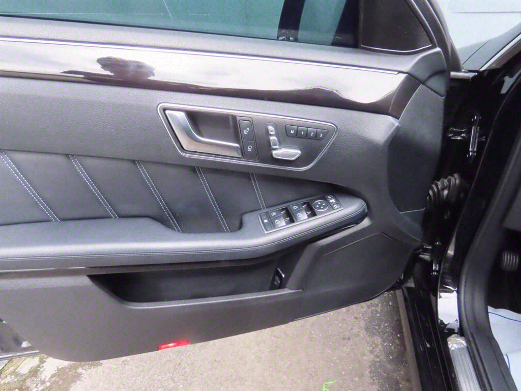 Mercedes Benz E class 2014 Negro - Importación desde Corea - HF Imports Iquique - Foto 12