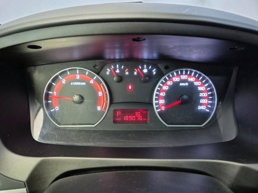 Ssangyong Korando - Vista 6