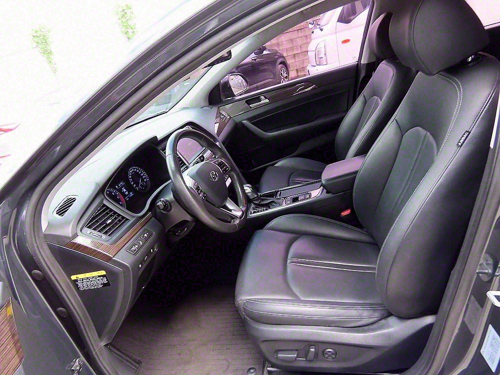 HYUNDAI Sonata - Vista 5