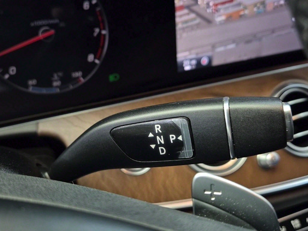 Mercedes Benz E class - Vista 8