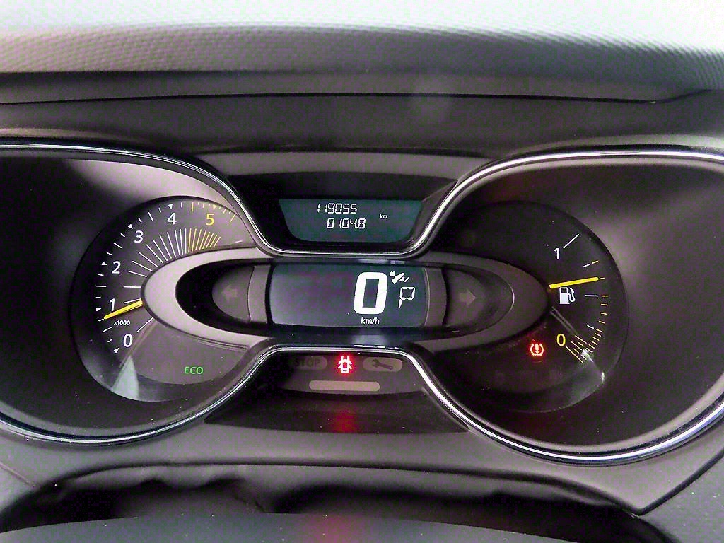 SAMSUNG QM3 - Vista 8