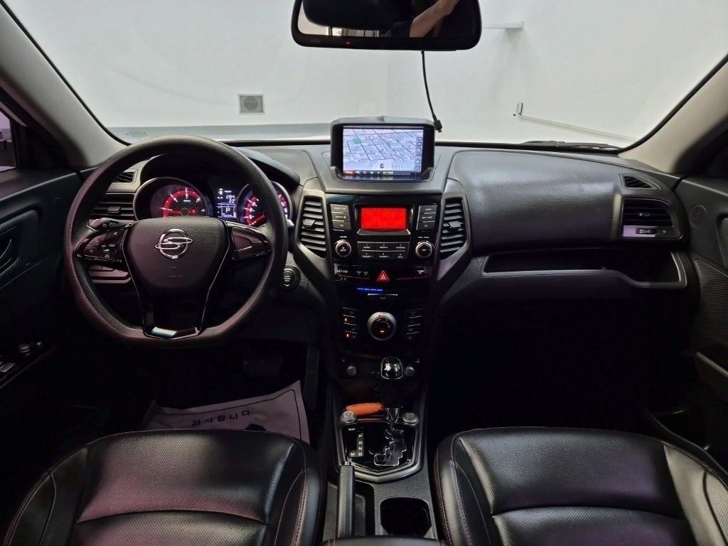 Ssangyong Tivoli - Vista 7