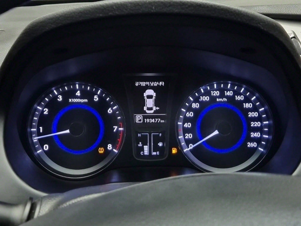 HYUNDAI Grandeur - Vista 6