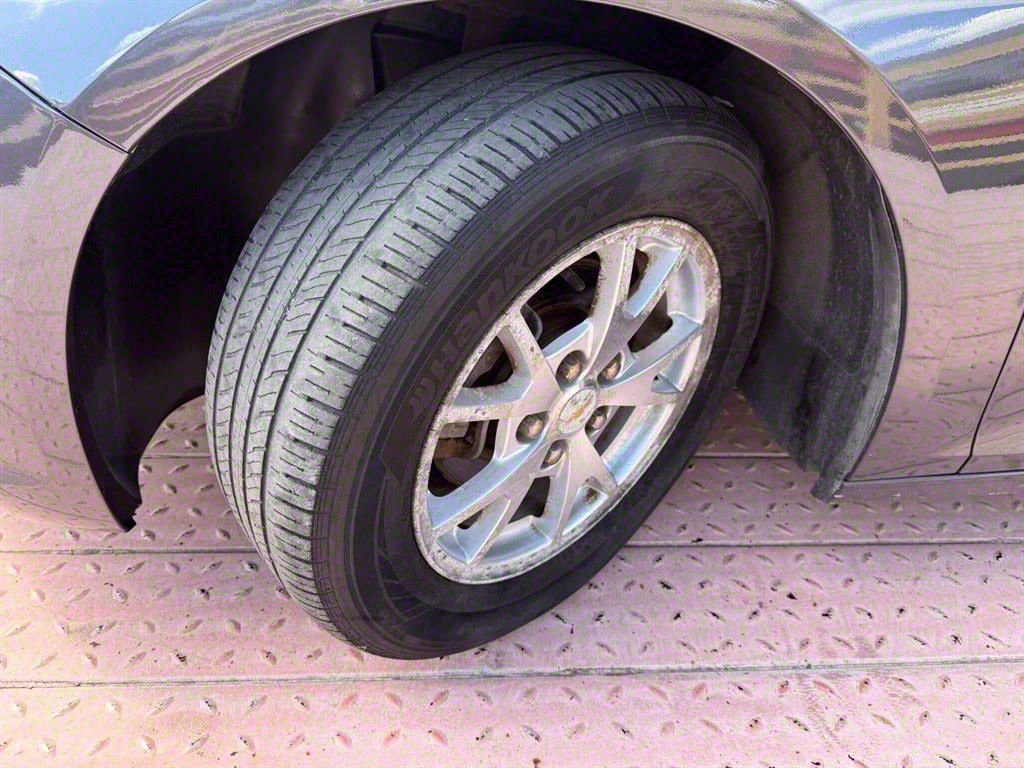 Chevrolet Malibu - Vista 8