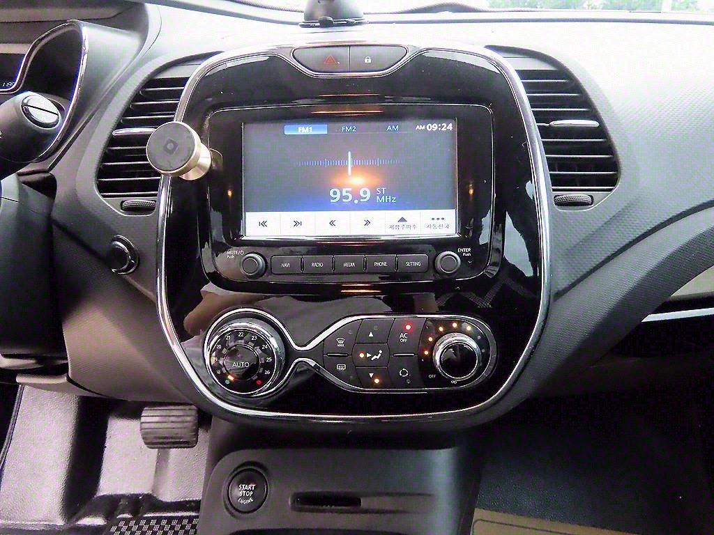 SAMSUNG QM3 - Vista 11