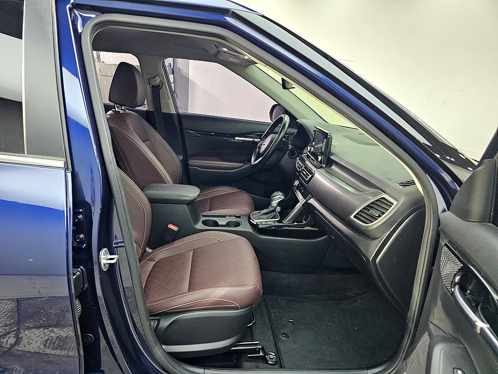 KIA Seltos - Vista 11