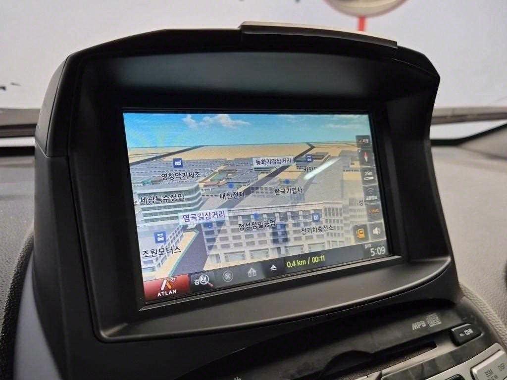 HYUNDAI Tucson 2011 Negro - Importación desde Corea - HF Imports Iquique - Foto 13