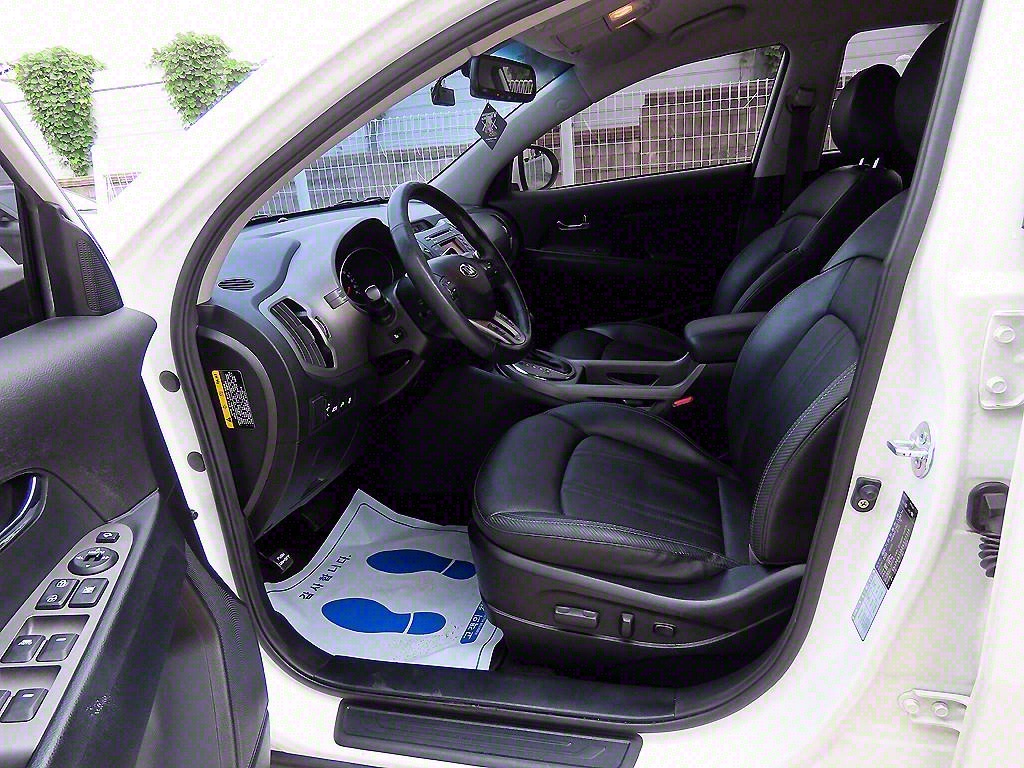 KIA Sportage - Vista 5