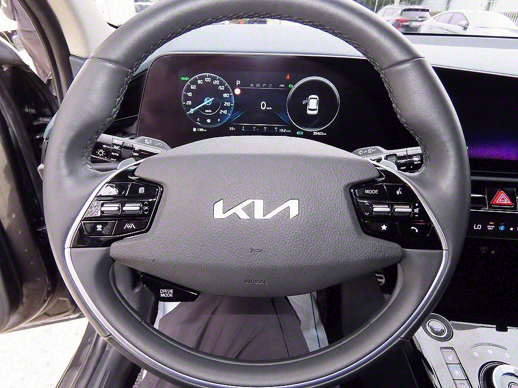 KIA Niro - Vista 8