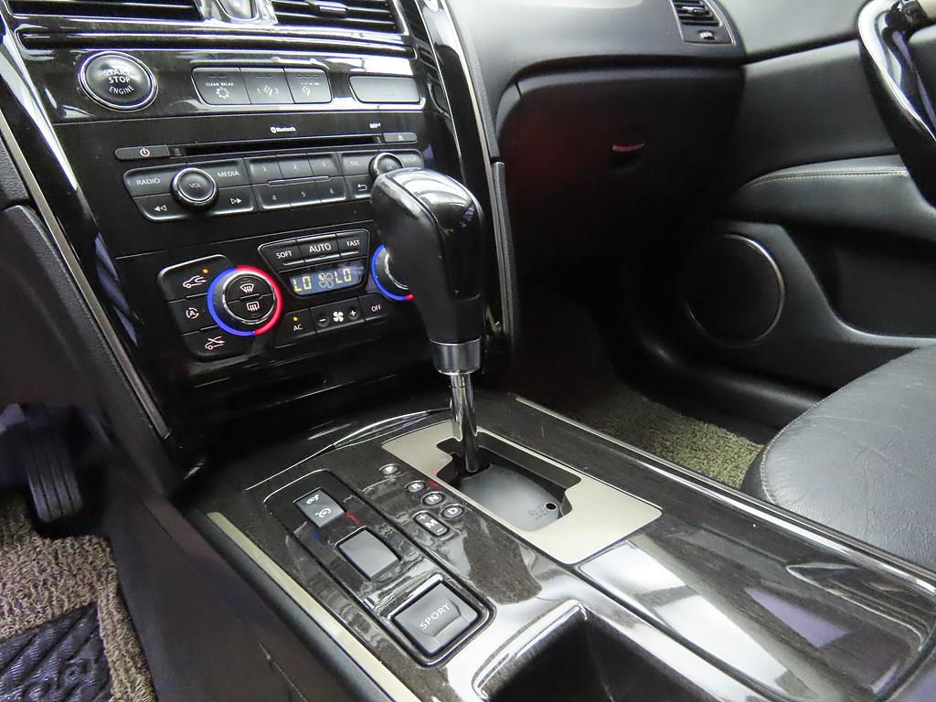 SAMSUNG SM7 - Vista 11