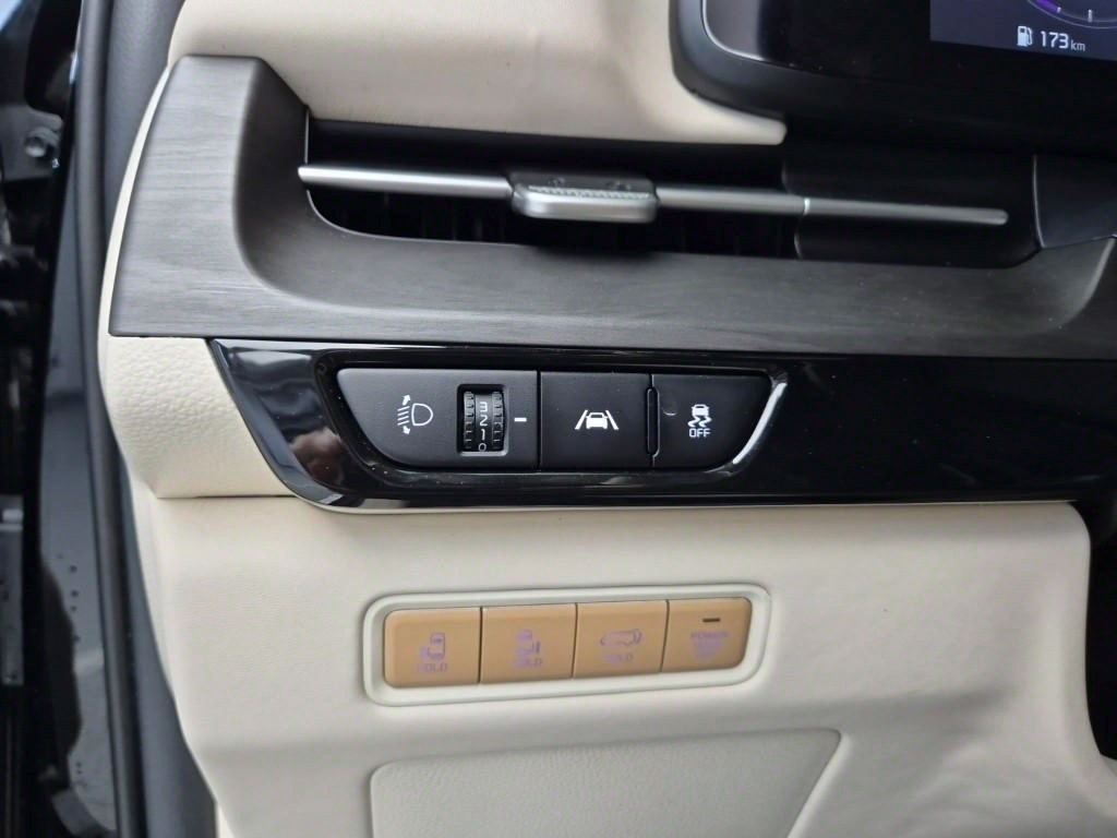 KIA Carnival 2021 Negro - Importación desde Corea - HF Imports Iquique - Foto 17