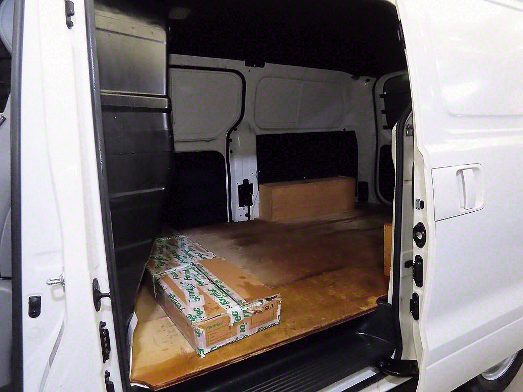 HYUNDAI Starex - Vista 7