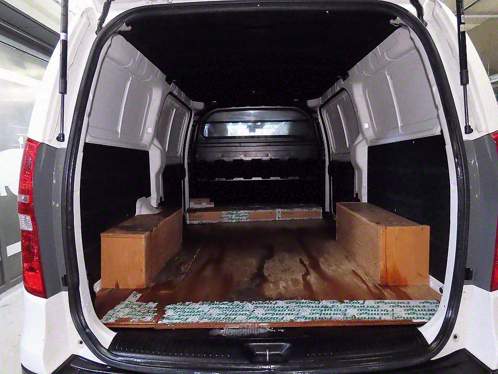 HYUNDAI Starex 2018 Blanco - Importación desde Corea - HF Imports Iquique - Foto 16