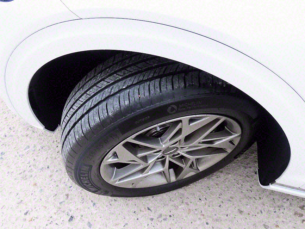 Genesis GV70 2024 Blanco - Importación desde Corea - HF Imports Iquique - Foto 20