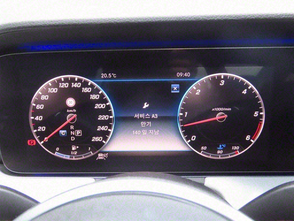 Mercedes Benz CLS Class - Vista 11