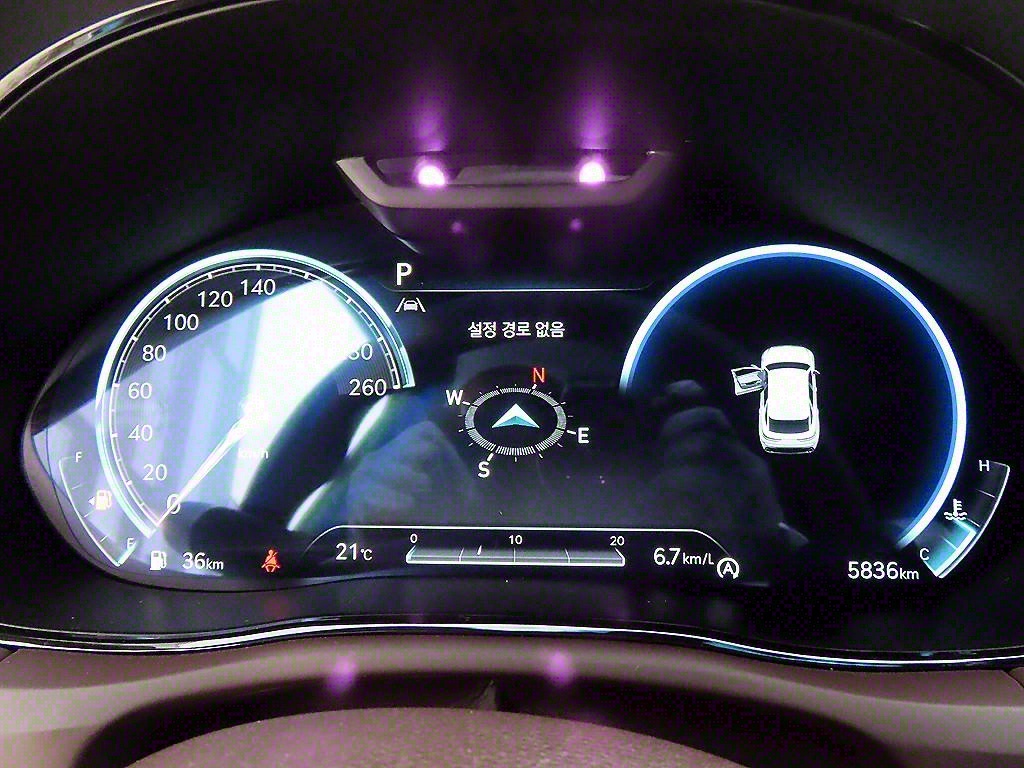 Genesis GV70 - Vista 9