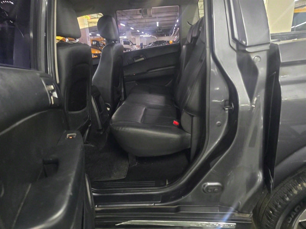 Ssangyong Korando - Vista 8