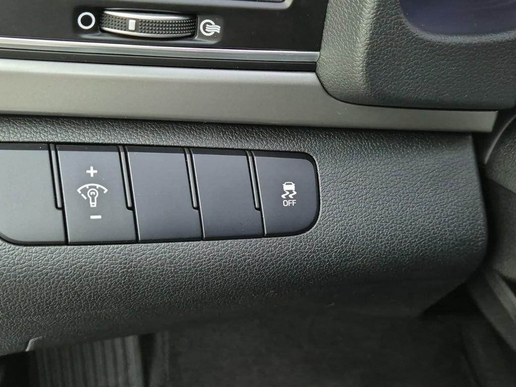 HYUNDAI Avante 2017 Blanco - Importación desde Corea - HF Imports Iquique - Foto 15