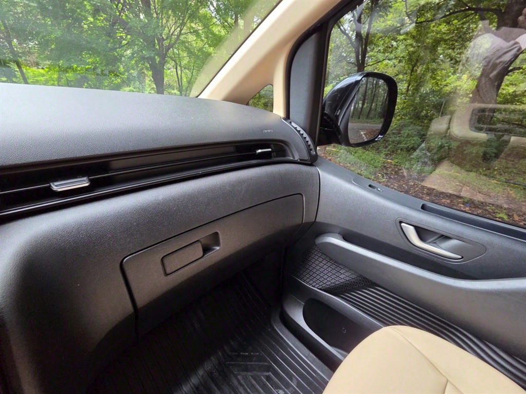 HYUNDAI Staria 2022 Gris - Importación desde Corea - HF Imports Iquique - Foto 16