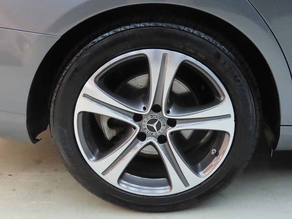 Mercedes Benz E class 2019 Gris - Importación desde Corea - HF Imports Iquique - Foto 20