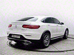 Mercedes Benz GLC Class - Vista 8