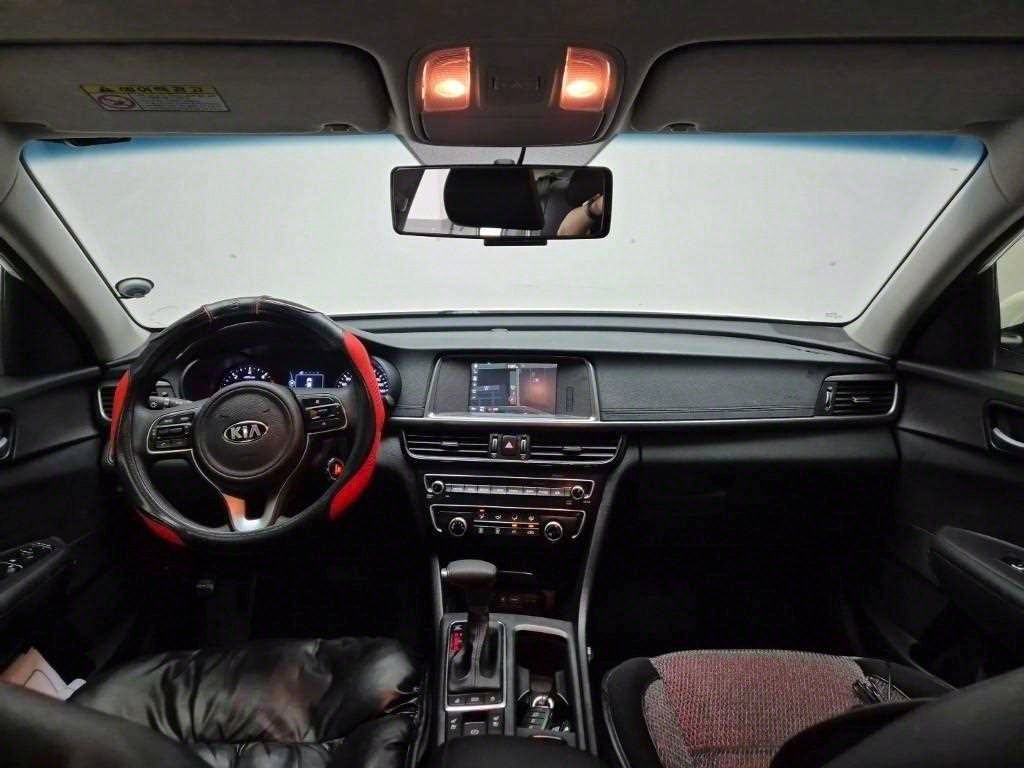 KIA K5 - Vista 7