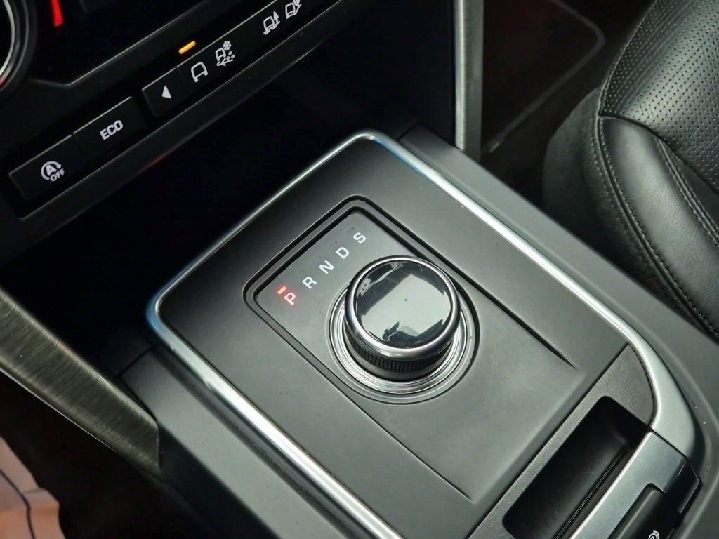 Land Rover Discovery Sports - Vista 8