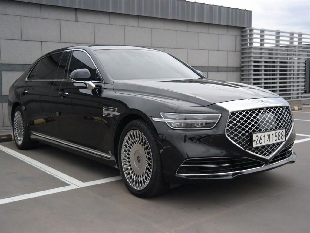 Genesis G90 - Vista 3