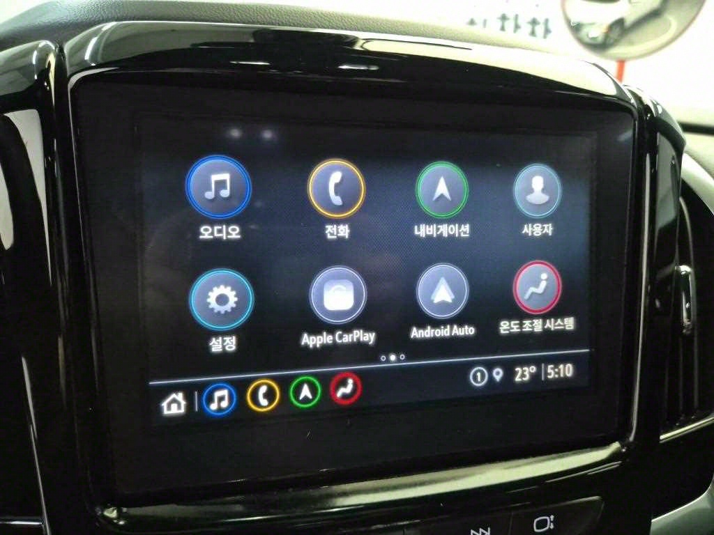 Chevrolet Travers 2023 Blanco - Importación desde Corea - HF Imports Iquique - Foto 13