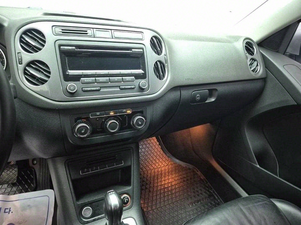 Volkswagen Tiguan - Vista 10