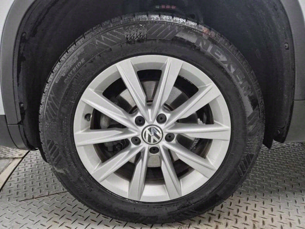 Volkswagen Tiguan 2012 Plateado - Importación desde Corea - HF Imports Iquique - Foto 19