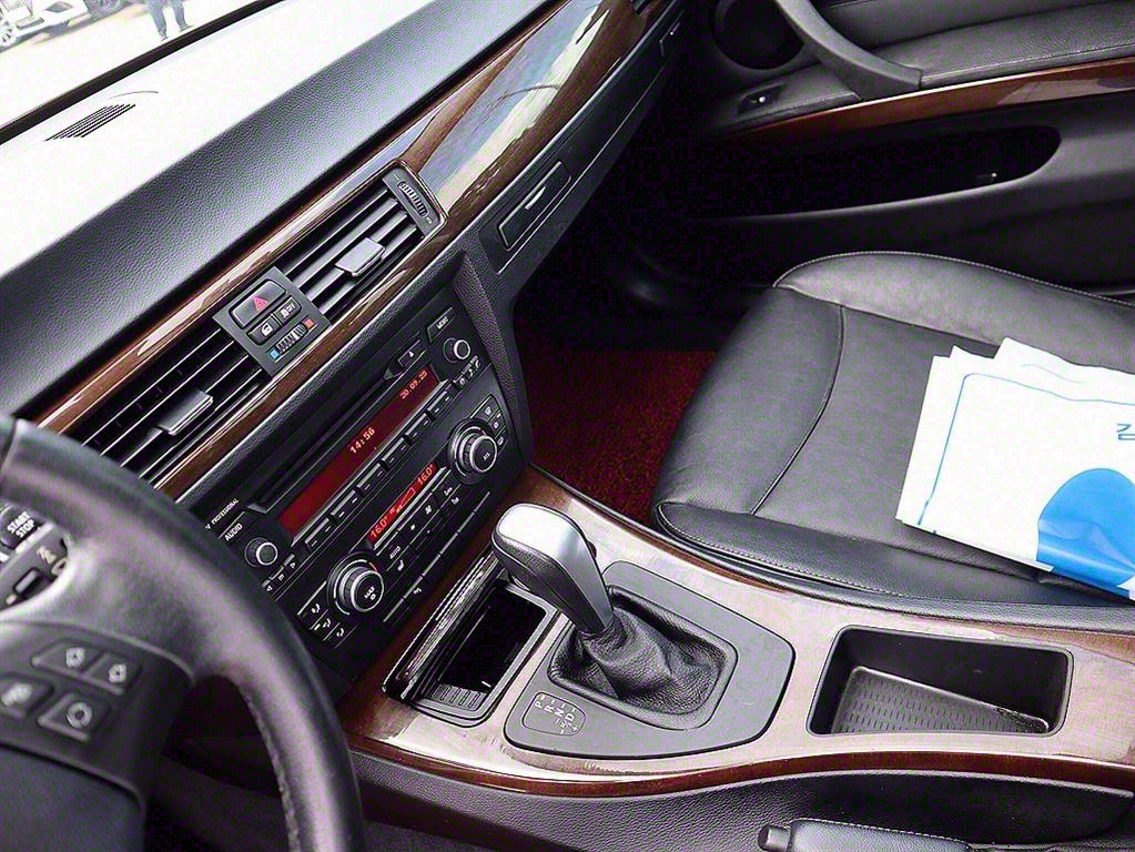 BMW 3 series 2011 Plateado - Importación desde Corea - HF Imports Iquique - Foto 10