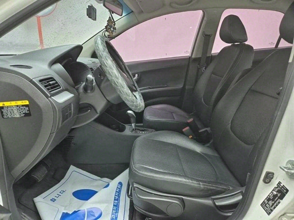 KIA Morning - Vista 11