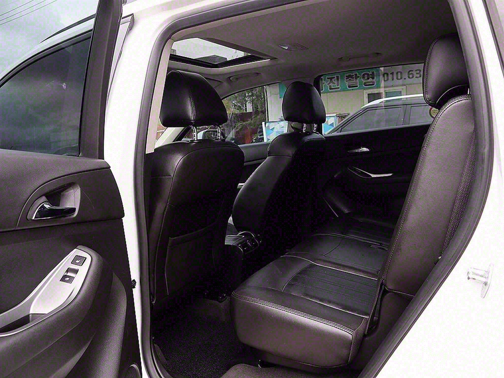 Chevrolet Orlando 2015 Blanco - Importación desde Corea - HF Imports Iquique - Foto 7