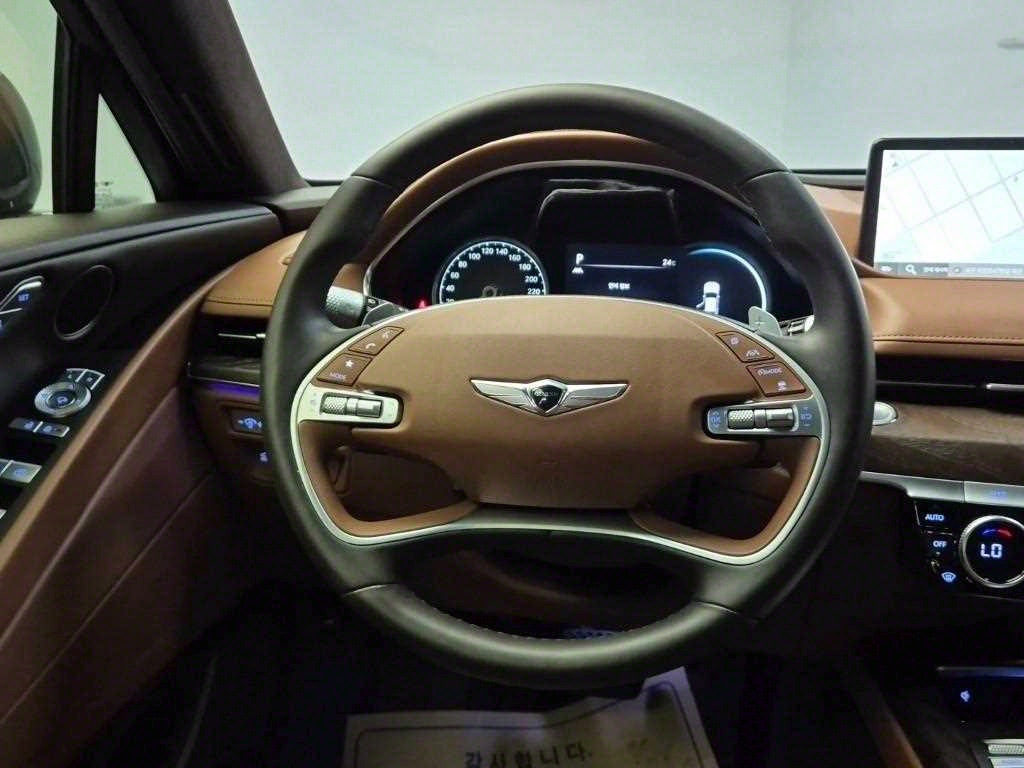 Genesis G80 - Vista 9