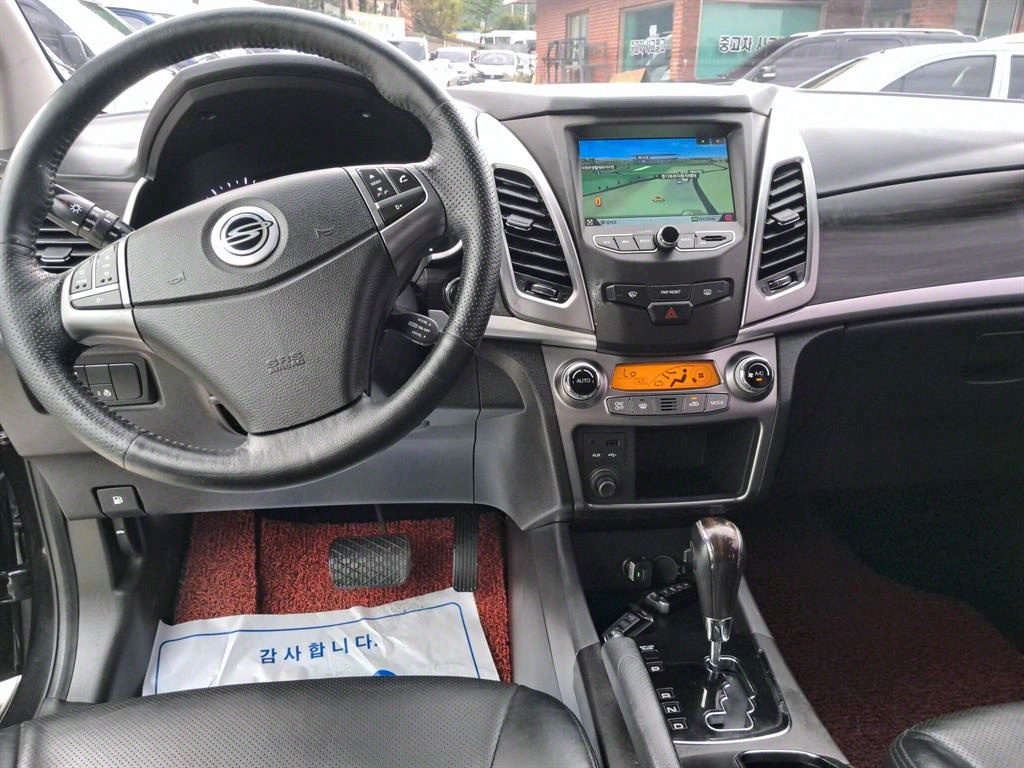 Ssangyong Korando - Vista 5