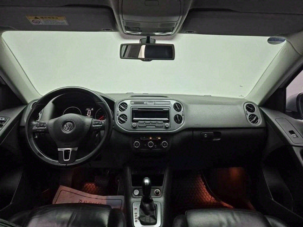 Volkswagen Tiguan - Vista 7