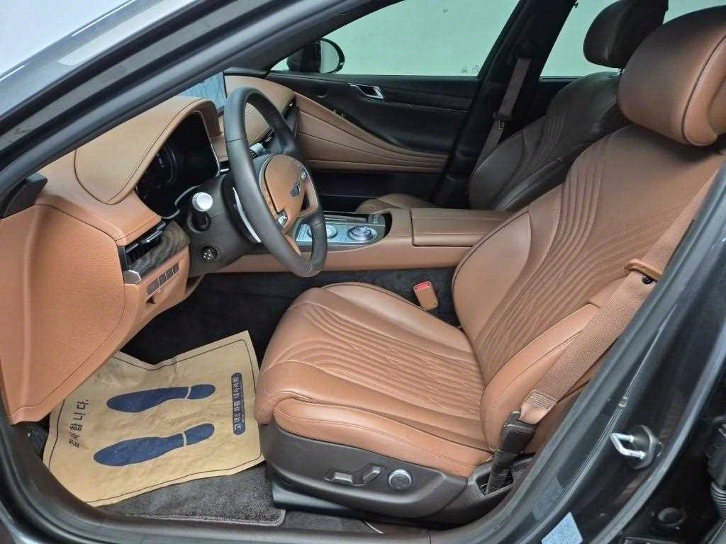 Genesis G80 - Vista 11