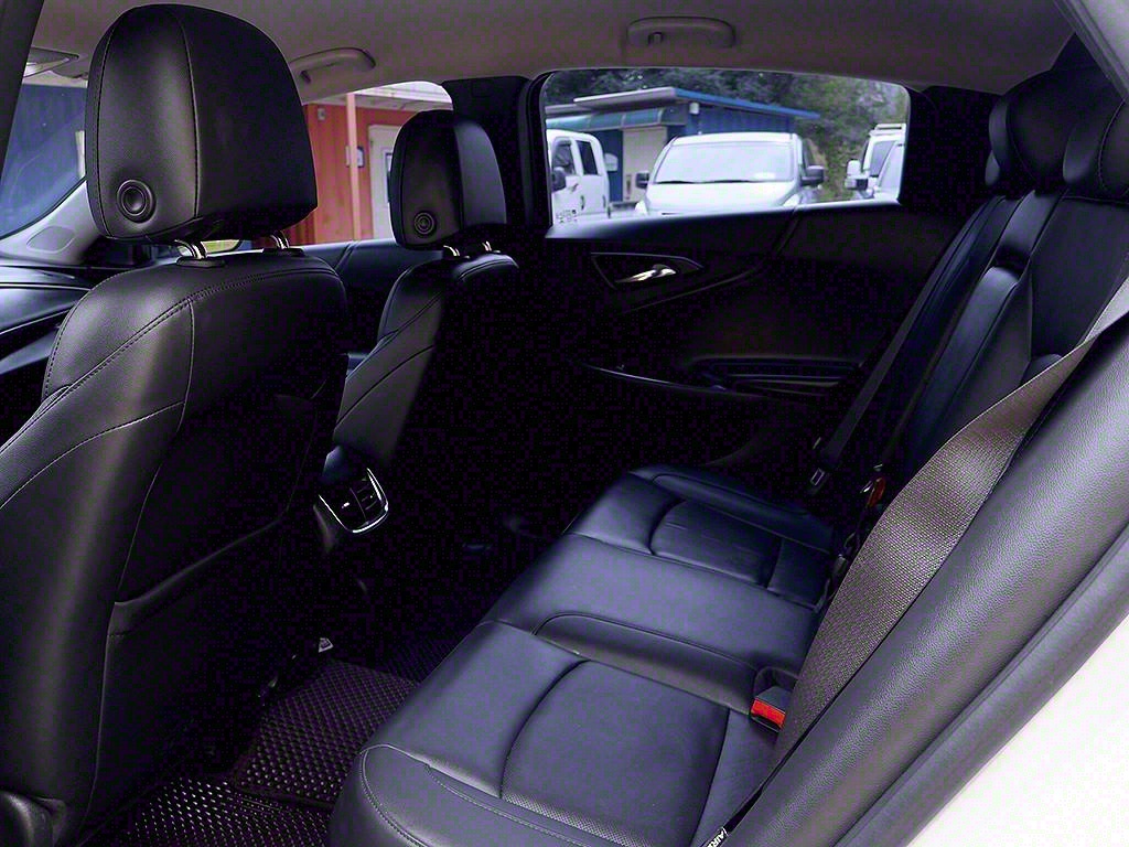 Chevrolet Malibu 2018 Blanco - Importación desde Corea - HF Imports Iquique - Foto 13