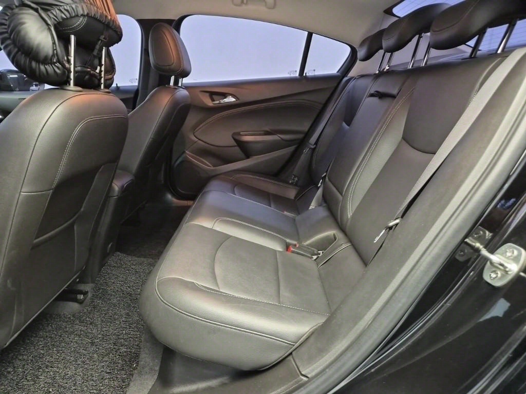 Chevrolet Cruise - Vista 12