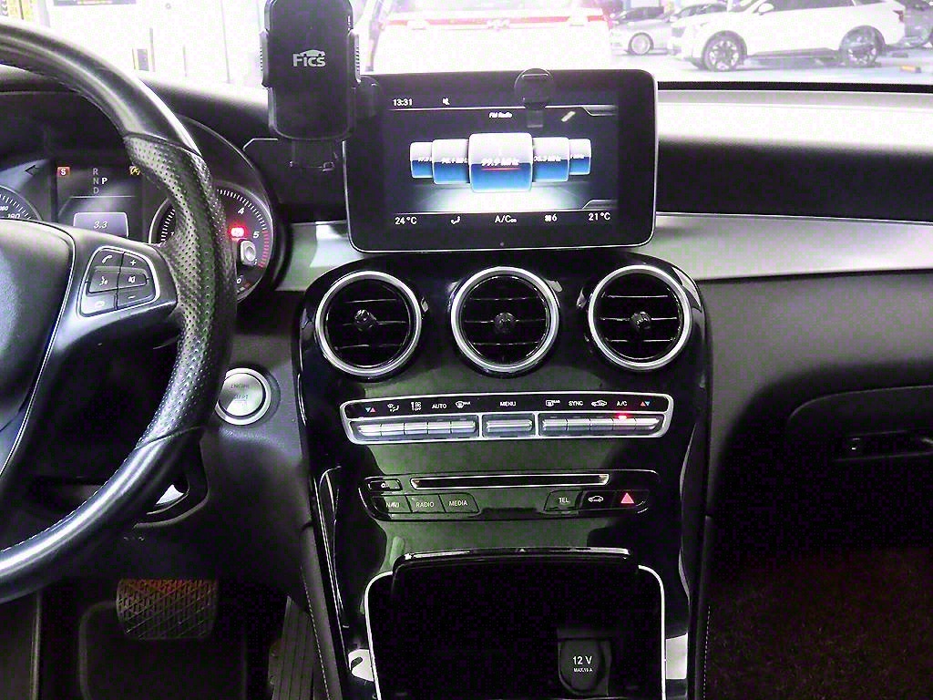 Mercedes Benz GLC Class - Vista 11