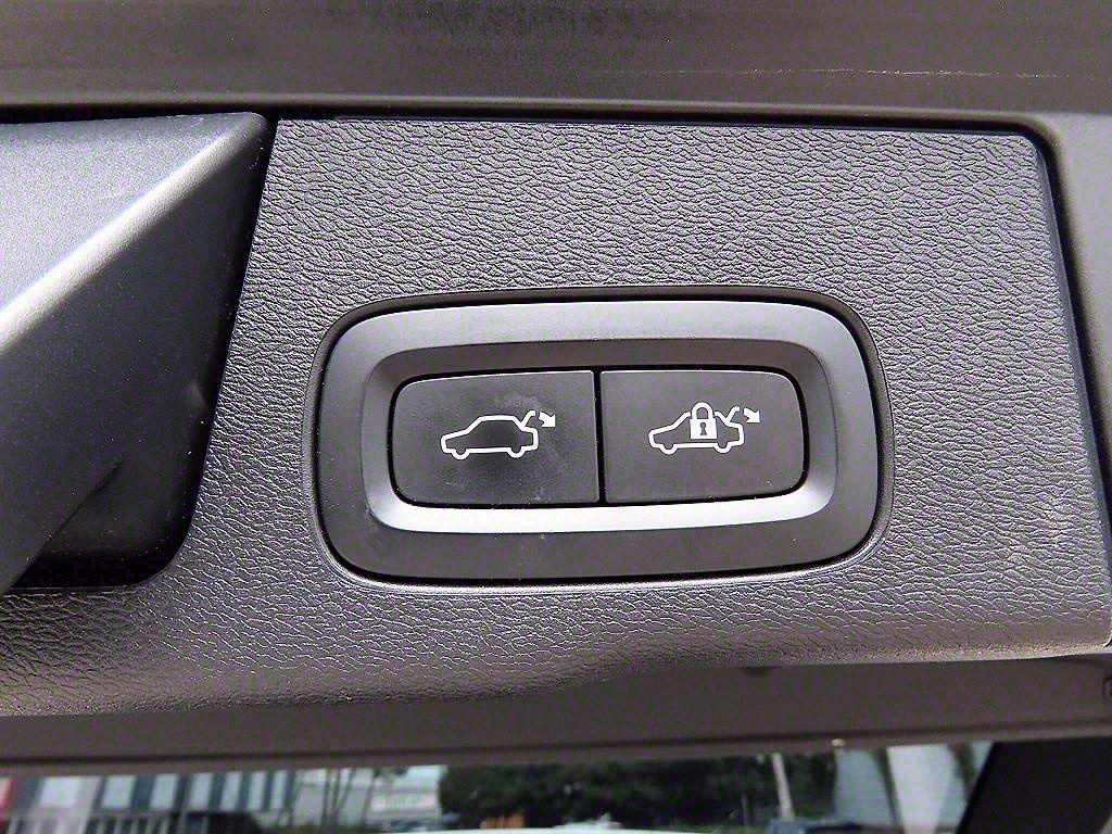 Volvo XC60 2018 Blanco - Importación desde Corea - HF Imports Iquique - Foto 15