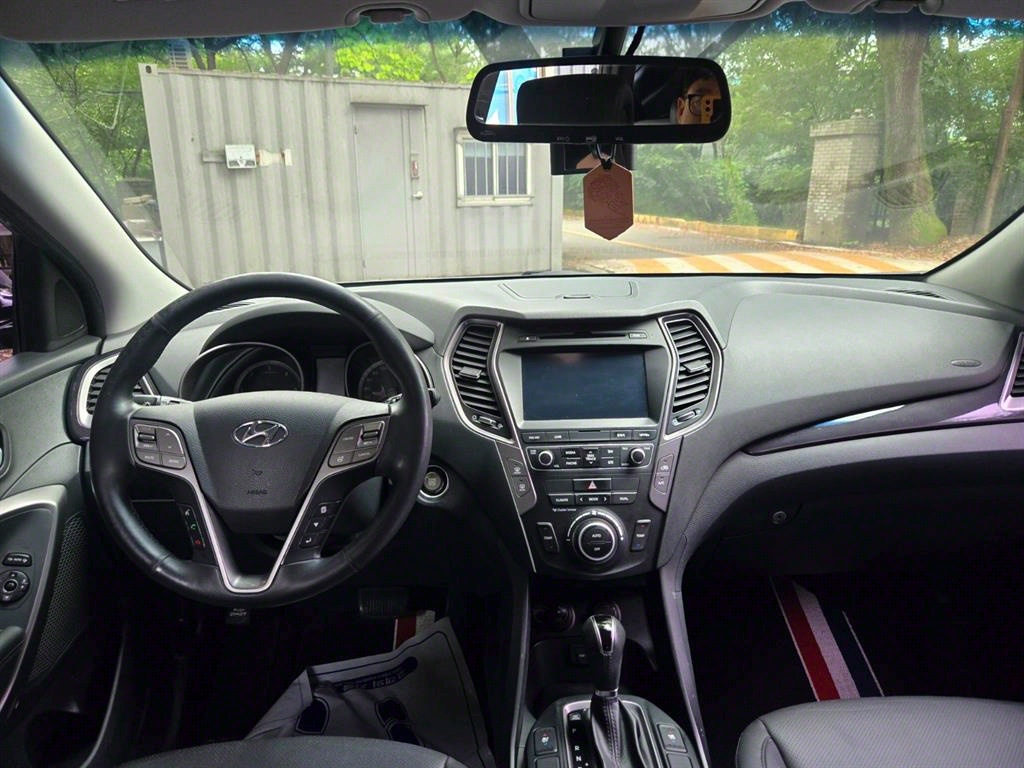 HYUNDAI Santa Fe - Vista 8