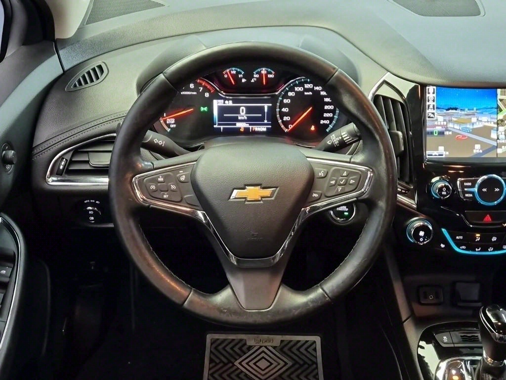 Chevrolet Cruise - Vista 9