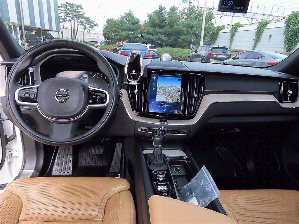 Volvo XC60 - Vista 7