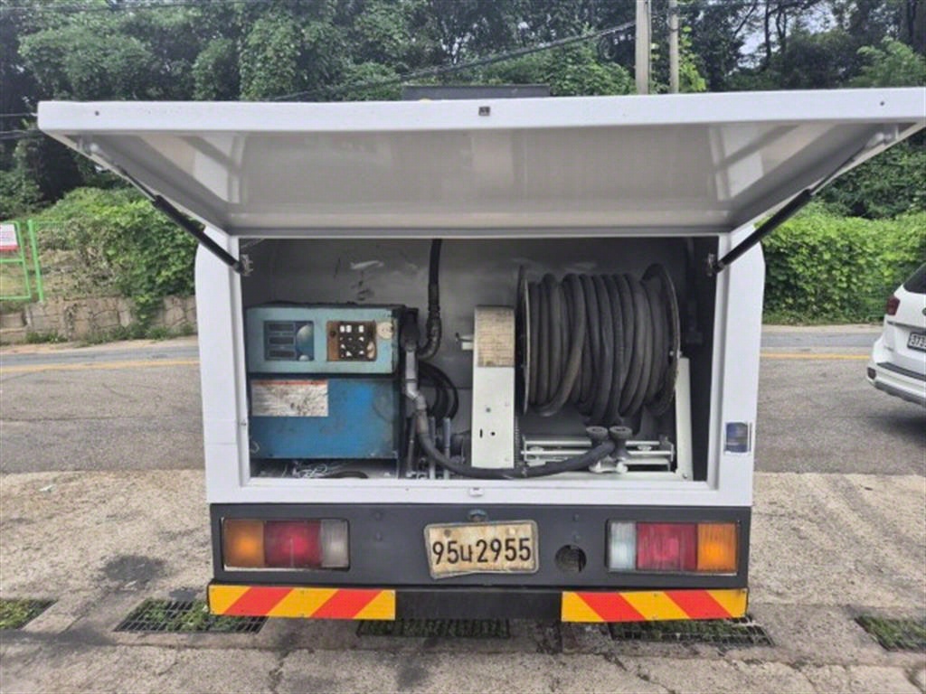 medium and large cargo Rory - Vista 9