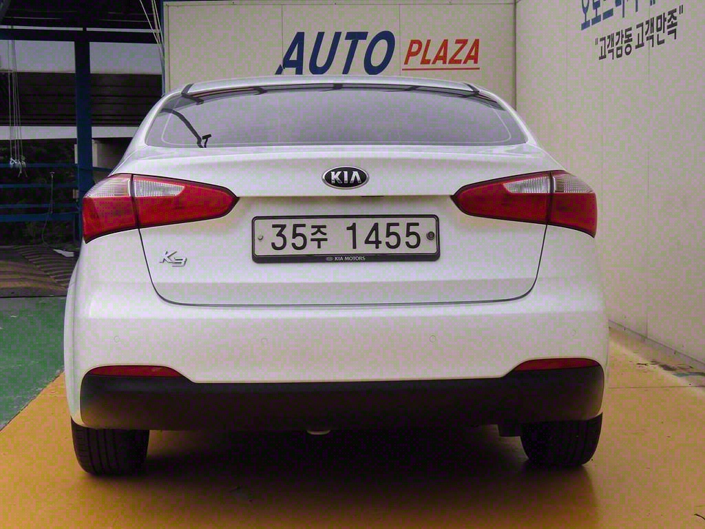 KIA K3 - Vista 4